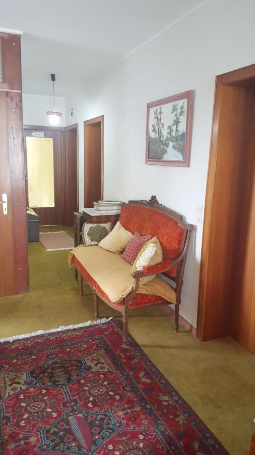 לינה וארוחת בוקר Rheinbrohl Weinhaus Em Wingert מראה חיצוני תמונה